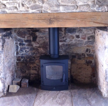 Contemporary Charnwood Cove 2 stove installed by Faraday Stoves